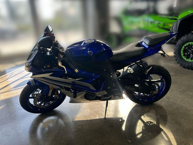 Used 2016 Yamaha YZF-R6 Image 22