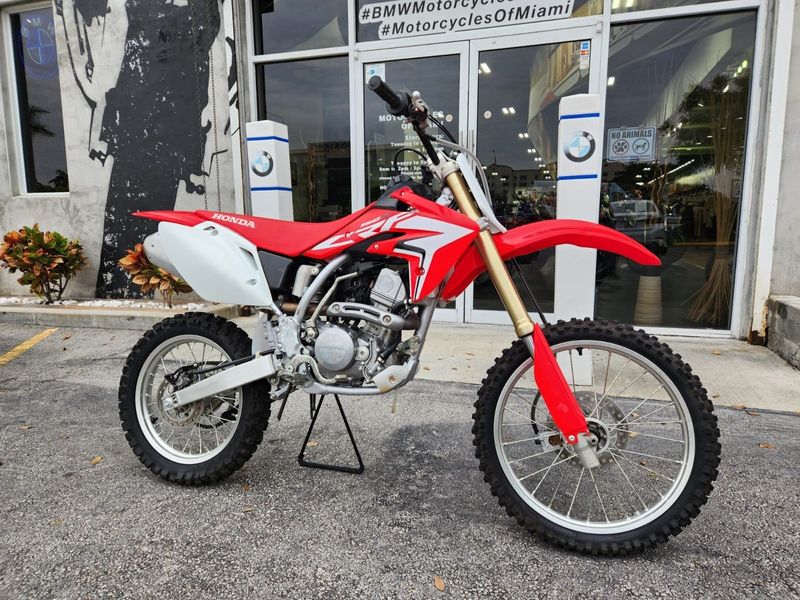 2020 Honda CRF150RB  in a RED exterior color. BMW Motorcycles of Miami 786-845-0052 motorcyclesofmiami.com 