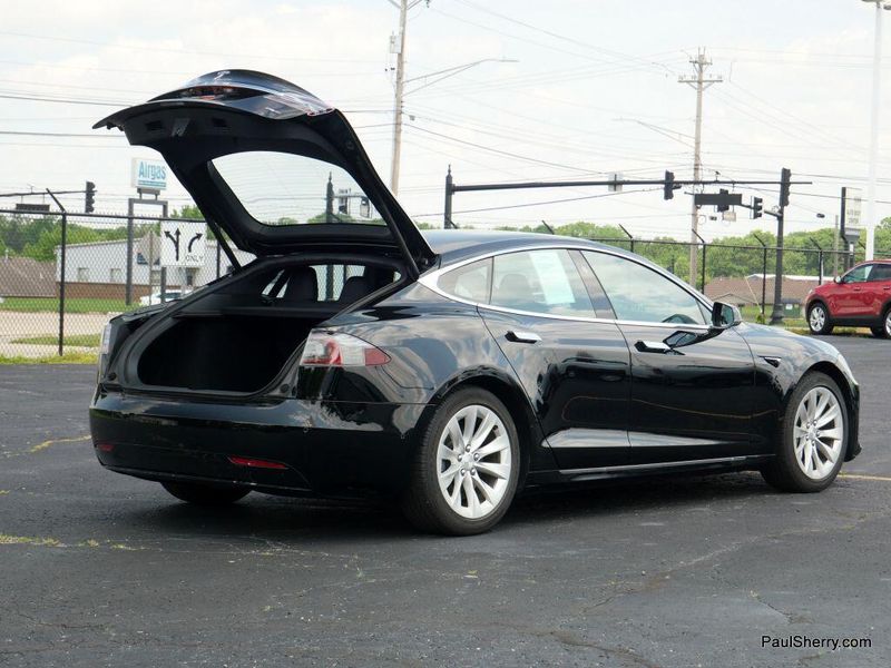 2019 Tesla Model S 75DImage 19