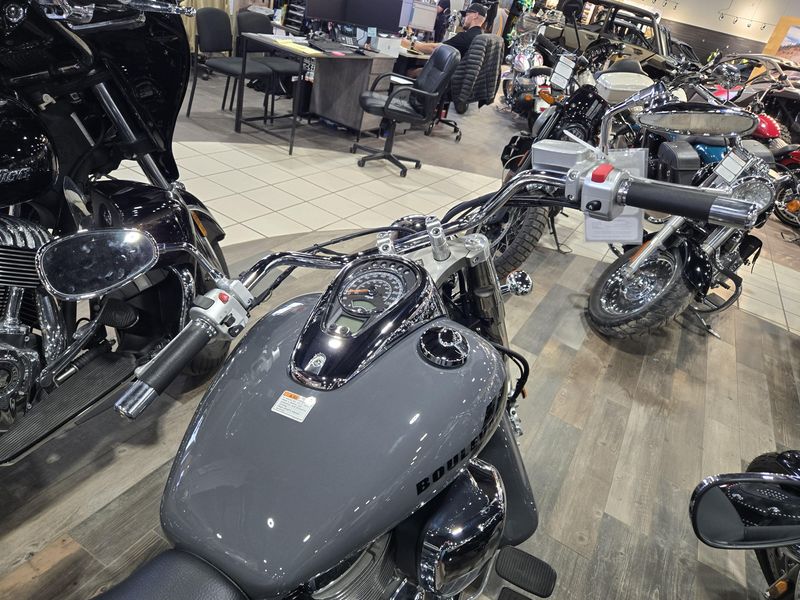 NEW 2025 SUZUKI BOULEVARD C50 Image 9