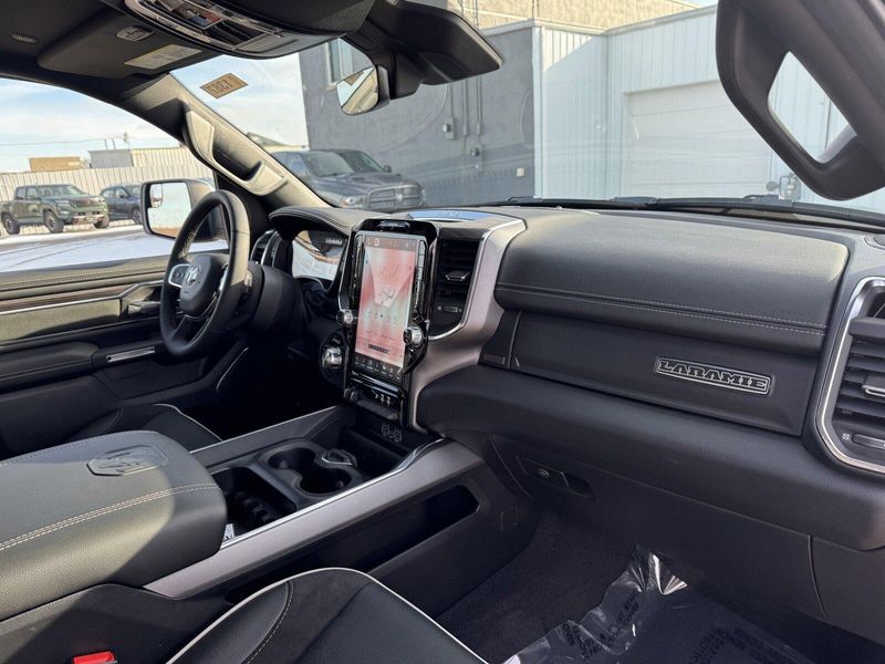 2025 RAM 1500 LaramieImage 15
