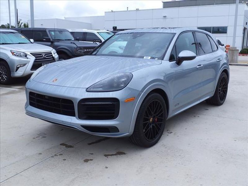 2021 Porsche Cayenne GTSImage 7