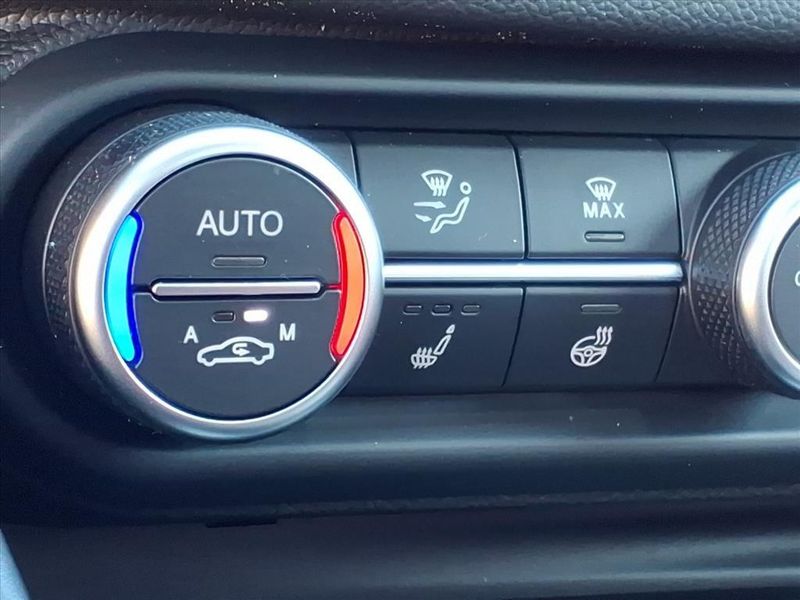 New 2025 Alfa Romeo Giulia RwdImage 22