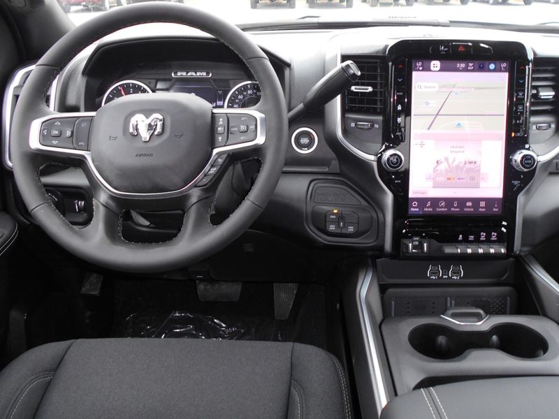 2025 RAM 2500 Big Horn Crew Cab 4x4 6
