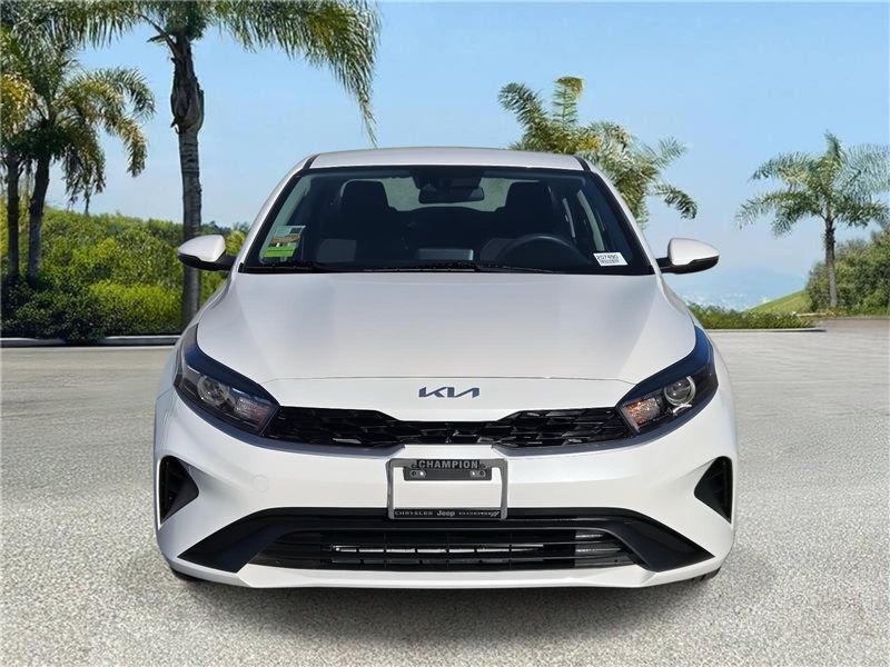 Used 2024 Kia Forte LXS IVT