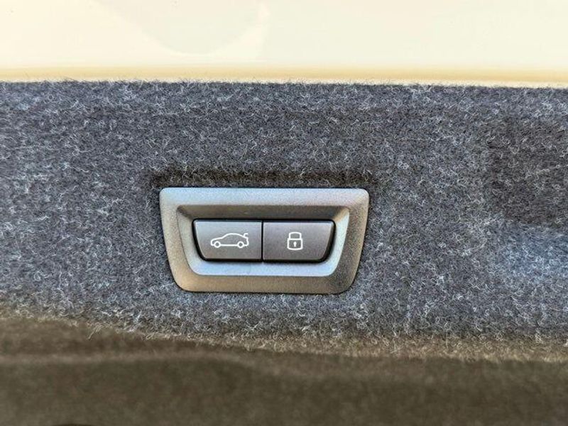 Used 2026 BMW 5 Series 530iImage 17