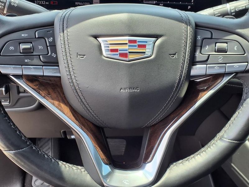 Used 2021 Cadillac Escalade ESV Sport PlatinumImage 22