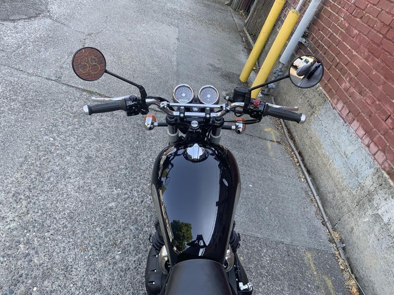 New 2024 Royal Enfield INT 650 