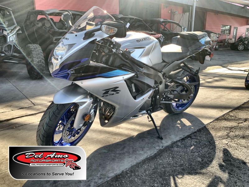 New 2026 Suzuki GSX-R600 Image 1