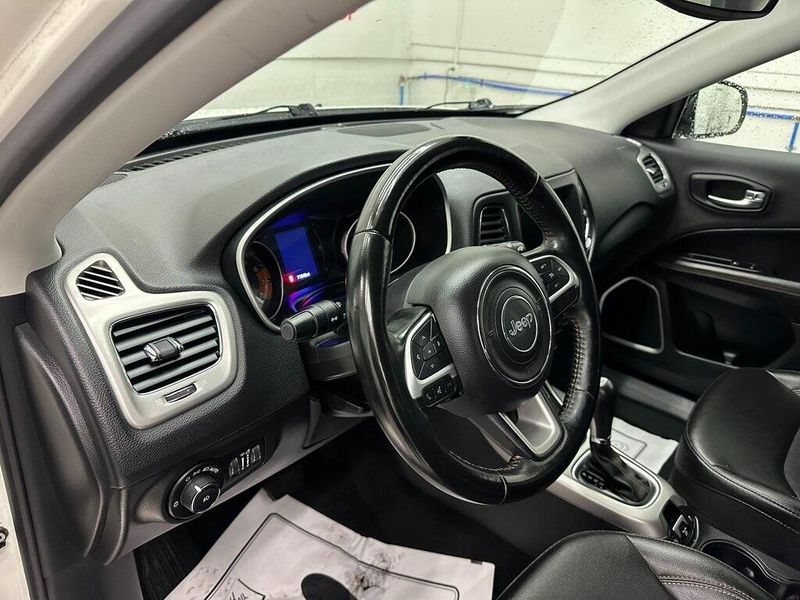 2020 Jeep Compass LatitudeImage 18