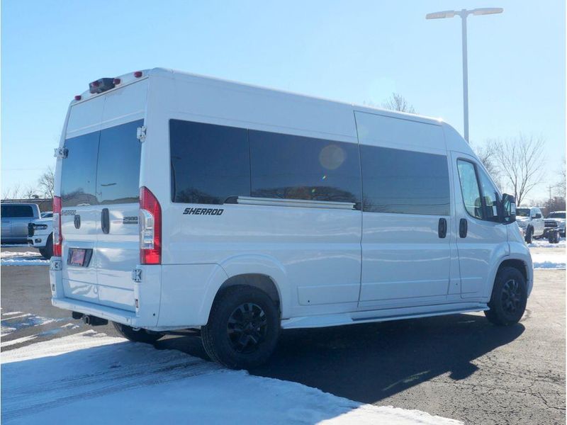 2024 RAM Promaster 2500 Slt+ Window Van High Roof 159