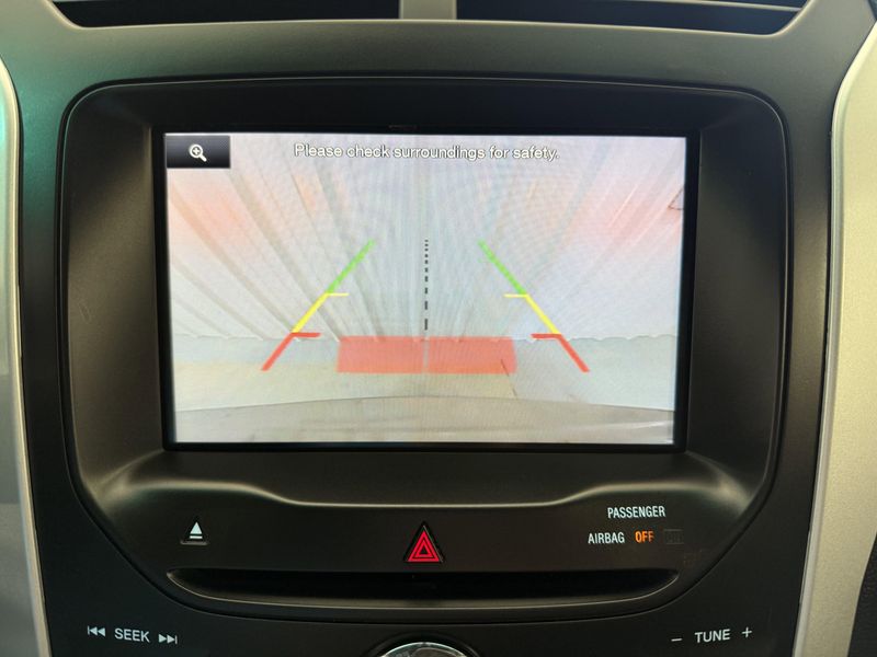 Used 2015 Ford Explorer XLTImage 12