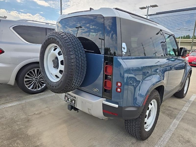Used 2023 Land Rover Defender 90 SImage 3