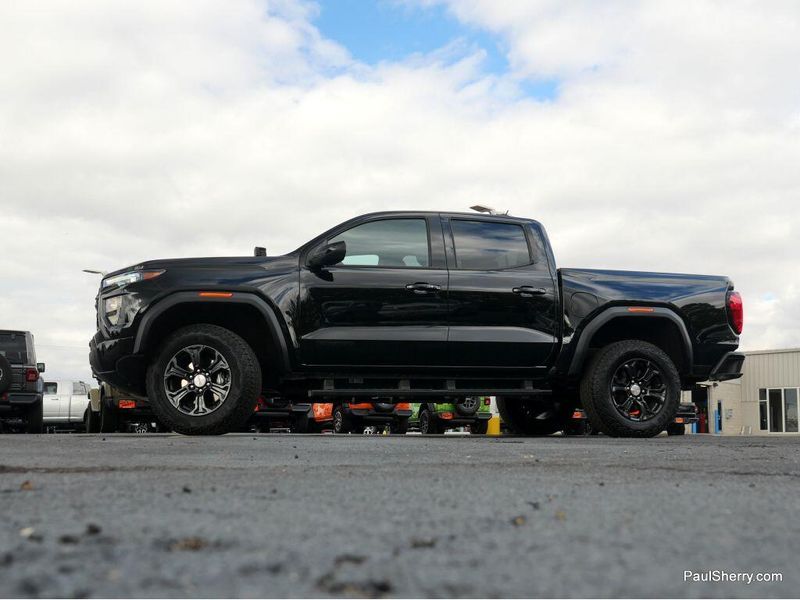 Used 2024 GMC Canyon Elevation