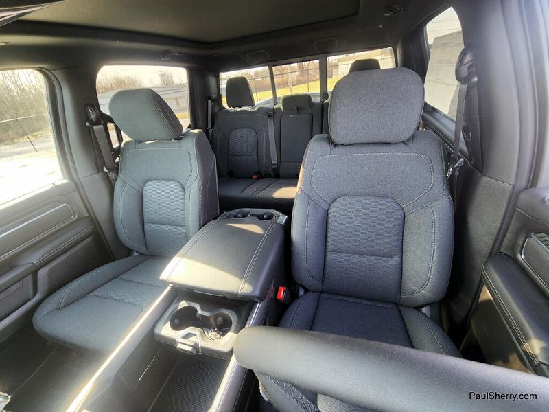 New 2026 RAM 1500 Big Horn Crew Cab 4x4 5'7' Box