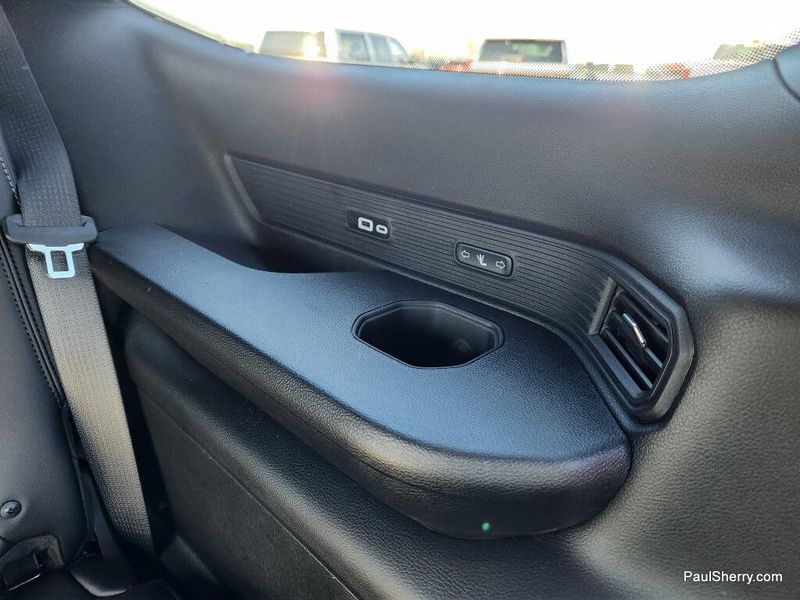 2026 Jeep Grand Wagoneer Upland 4x4