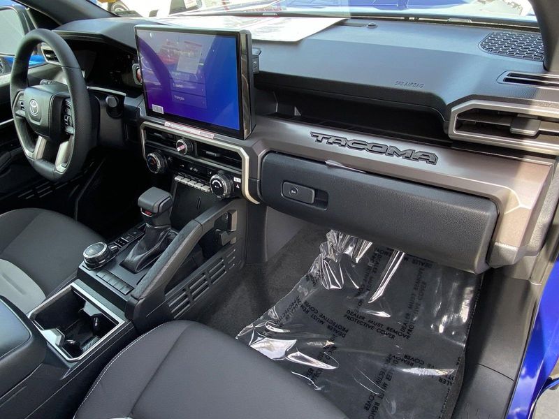 2024 Toyota Tacoma TRD SportImage 11
