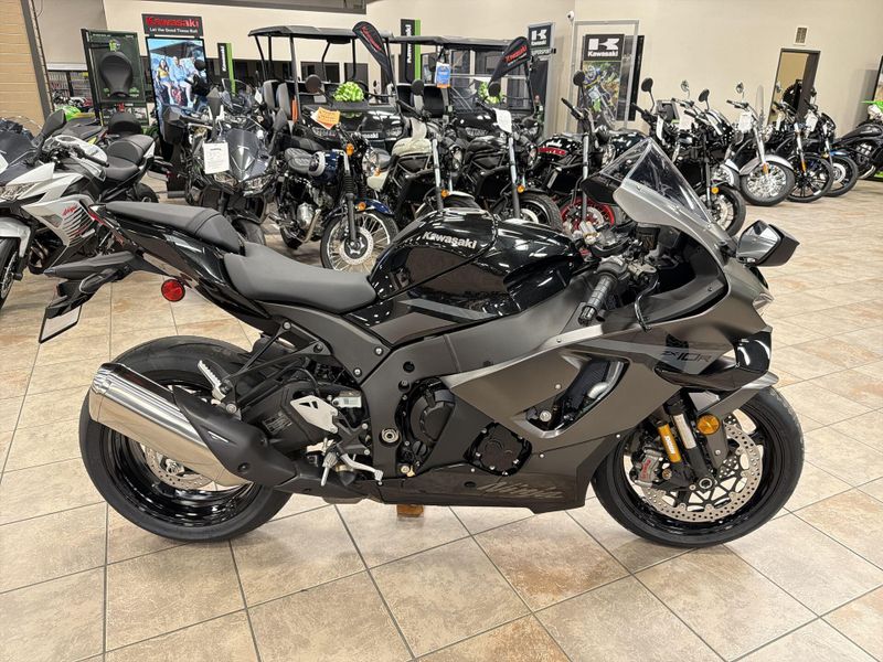 New 2026 Kawasaki NINJA ZX-10R Image 10