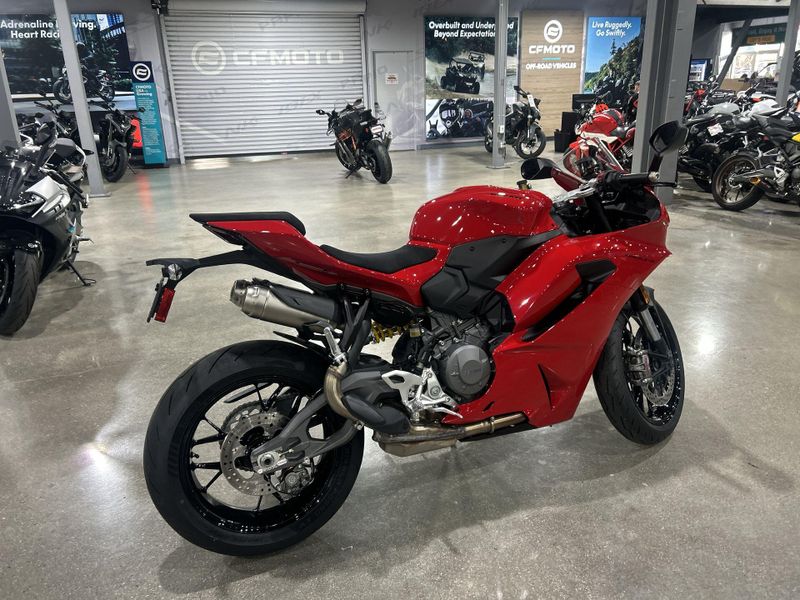 New 2026 Ducati PANIGALE V2 896 Image 14