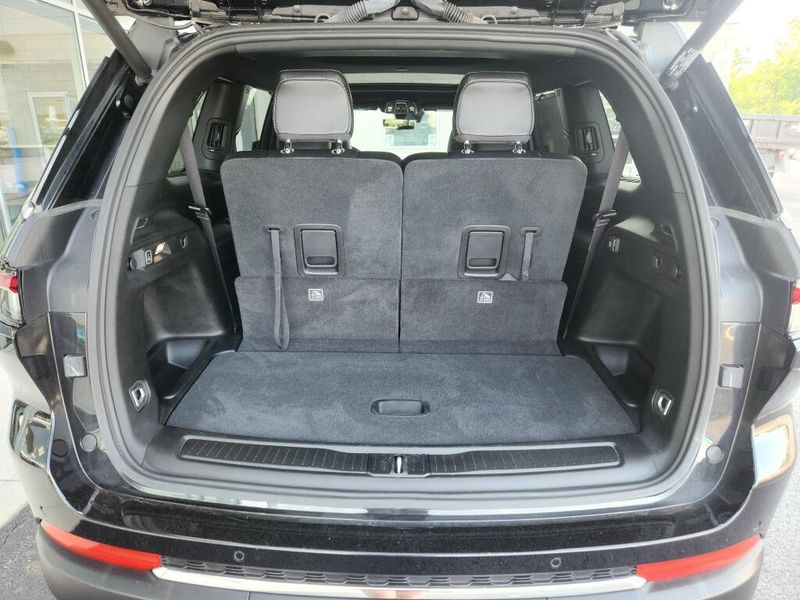 Used 2024 Jeep Grand Cherokee L Limited