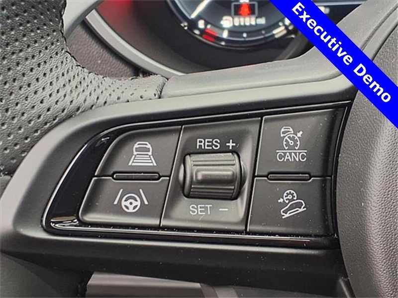 New 2025 Alfa Romeo Stelvio AwdImage 17