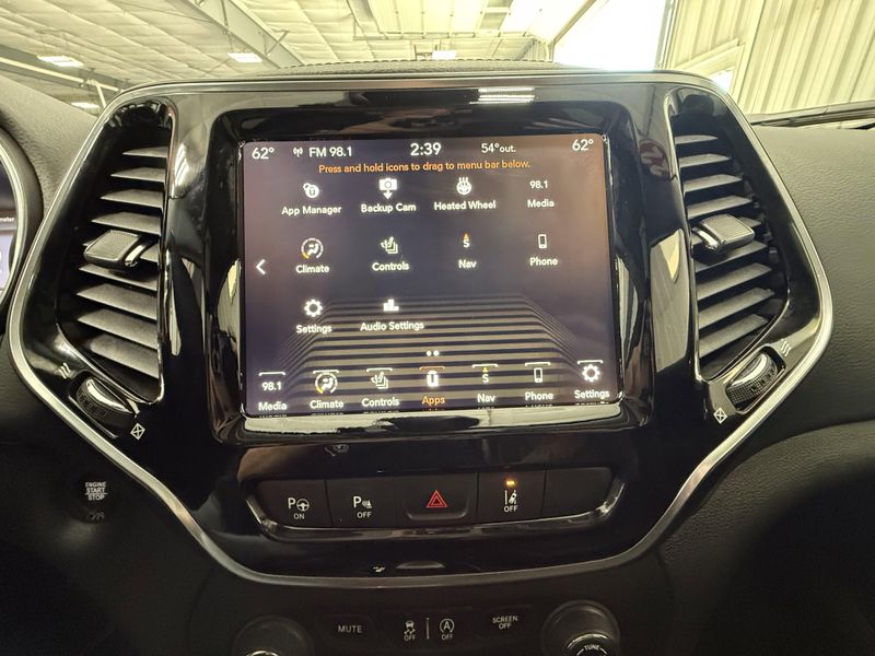 Used 2022 Jeep Cherokee LimitedImage 32