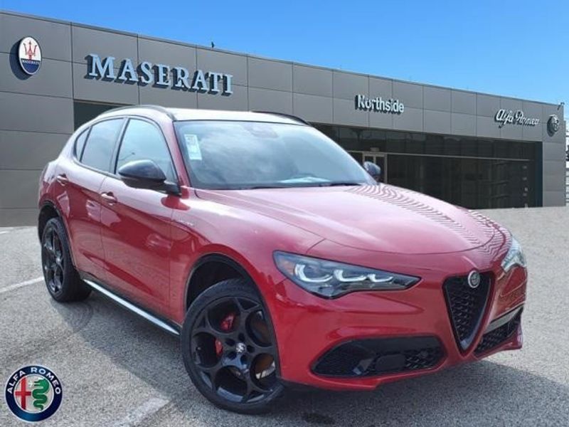 2024 Alfa Romeo Stelvio Veloce AwdImage 1