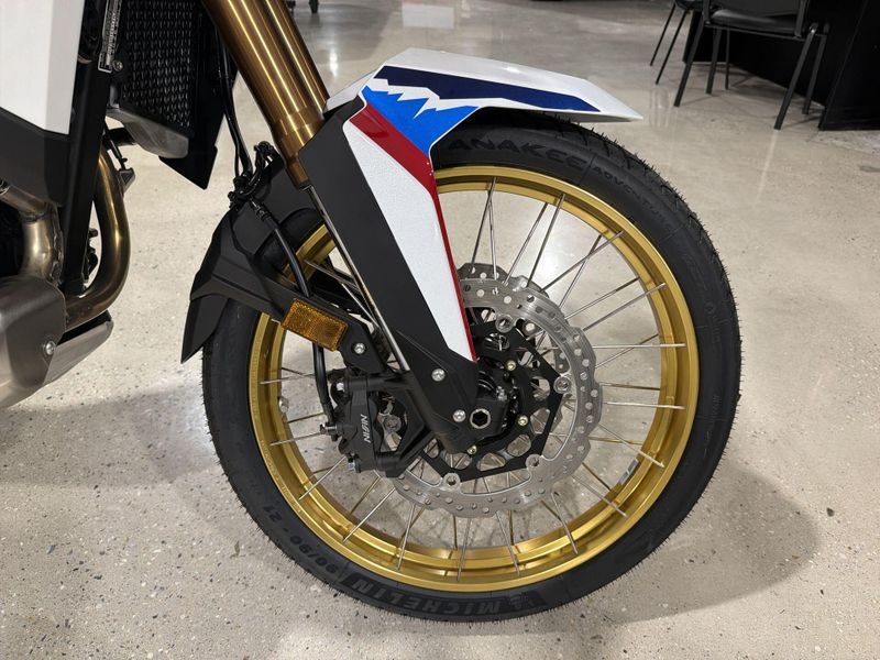 New 2026 Honda AFRICA TWIN DCT Image 19