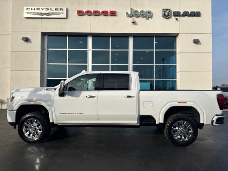 2022 Gmc Sierra HD Denali photo 4