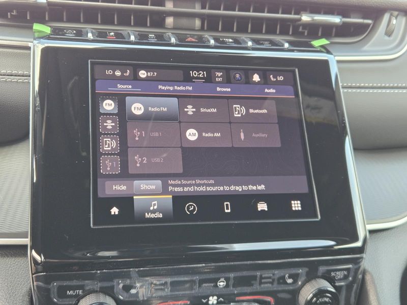 New 2026 Jeep Grand Cherokee L Laredo X 4x2