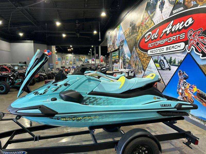 New 2025 Yamaha VX LIMITED HO Image 10