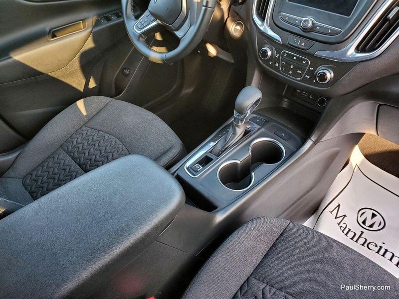 2023 Chevrolet Equinox LT photo 15