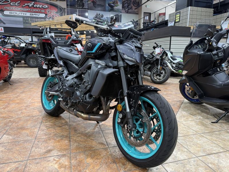 2024 Yamaha MT-09 Image 1