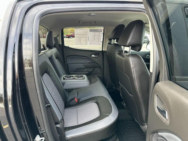 2015 Chevrolet Colorado Z71Image 28