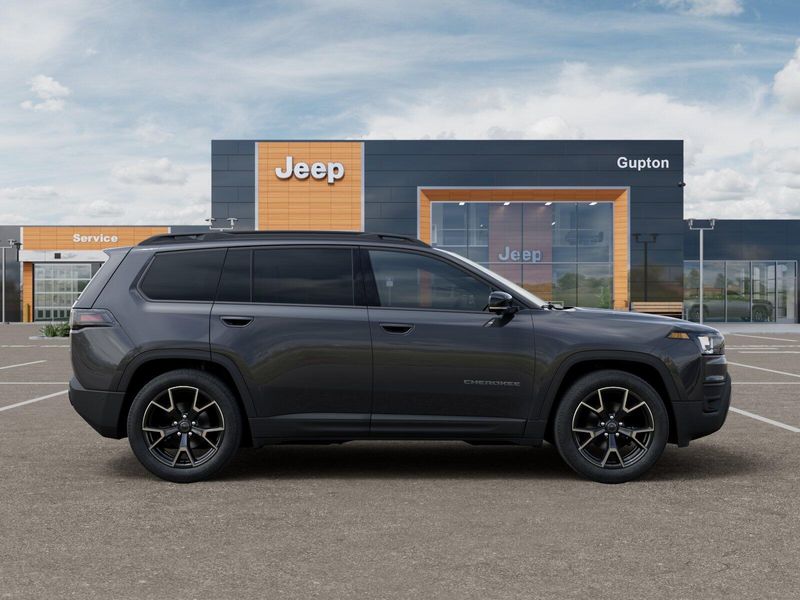 New 2026 Jeep Cherokee Overland 4x4Image 47
