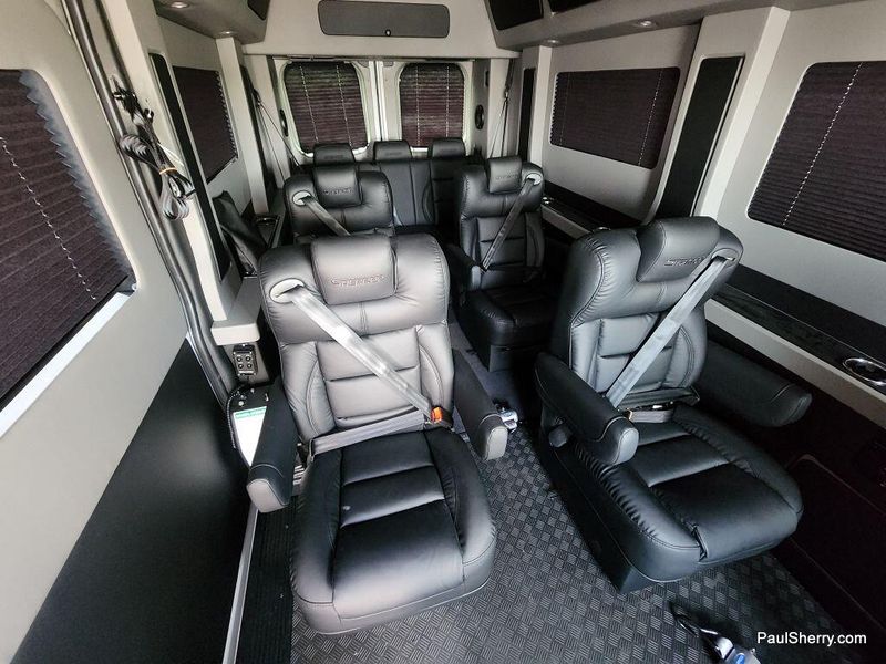 2024 RAM Promaster 2500 Slt+ Window Van High Roof 159