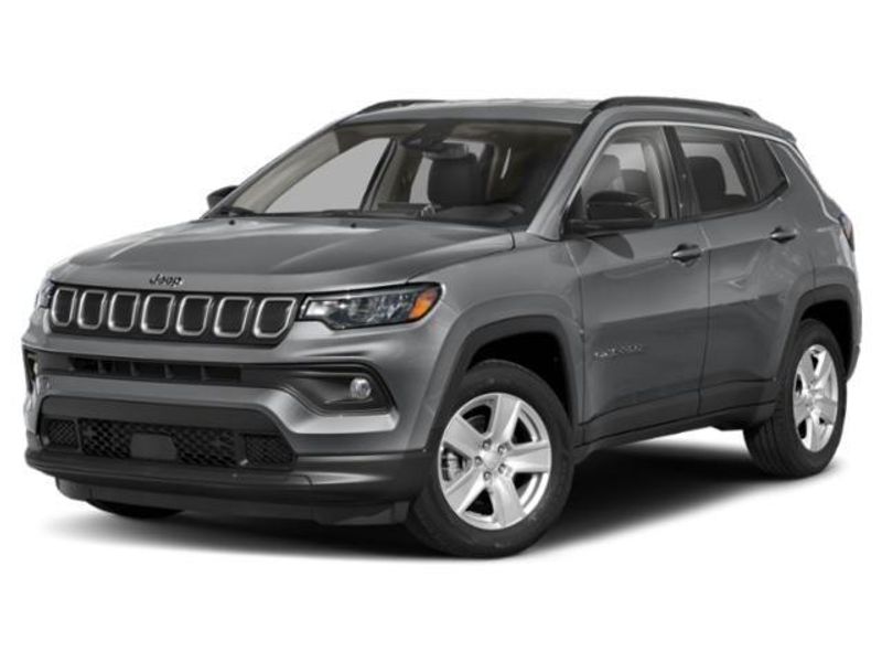 Used 2022 Jeep Compass LimitedImage 1