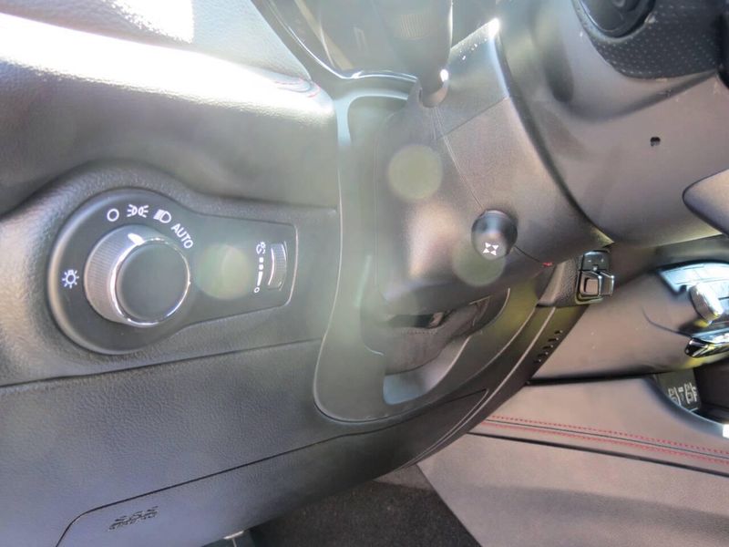 Used 2025 Dodge Durango GT Plus AWD 4dr SUVImage 7