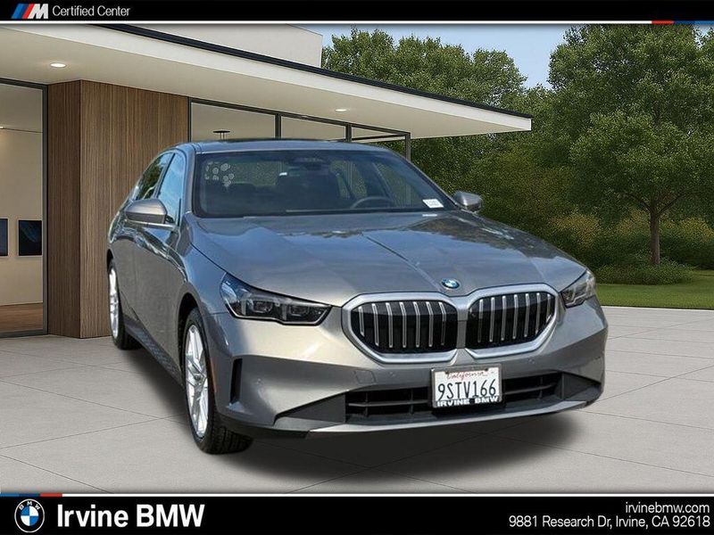 Used 2025 BMW 5 Series 530iImage 5