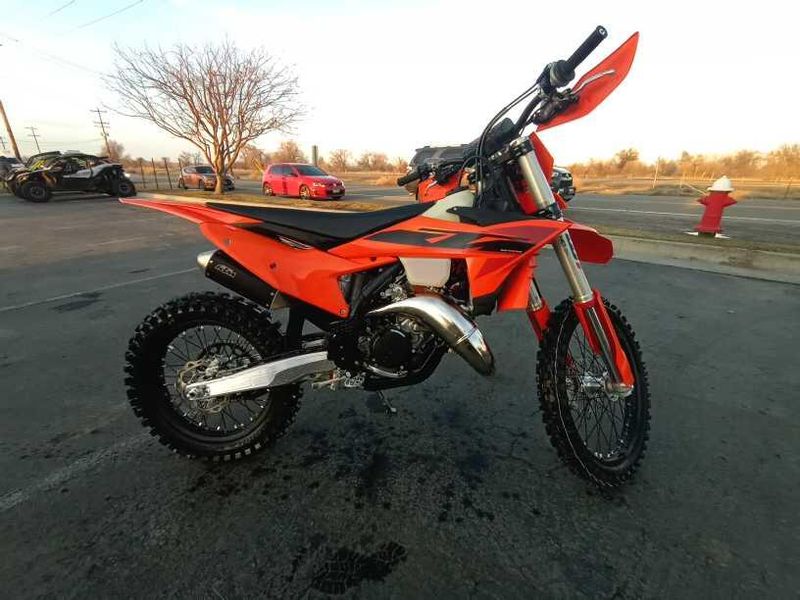 2025 KTM XC 125 