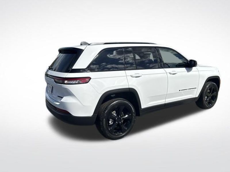 2025 Jeep Grand Cherokee Limited 4x4