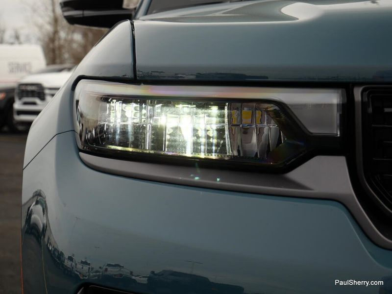 New 2026 Jeep Grand Cherokee L Limited Reserve 4x4