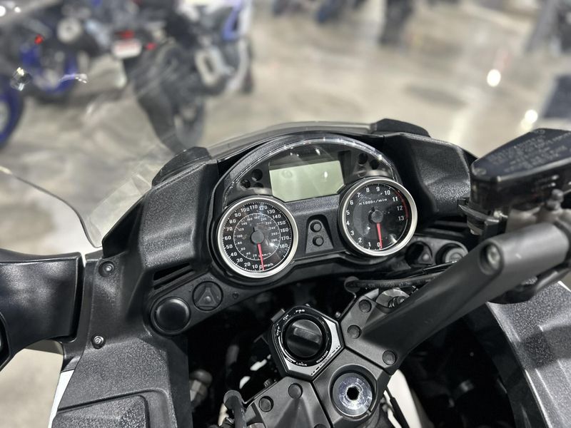 Used 2020 Kawasaki CONCOURS 14 ABS Image 24