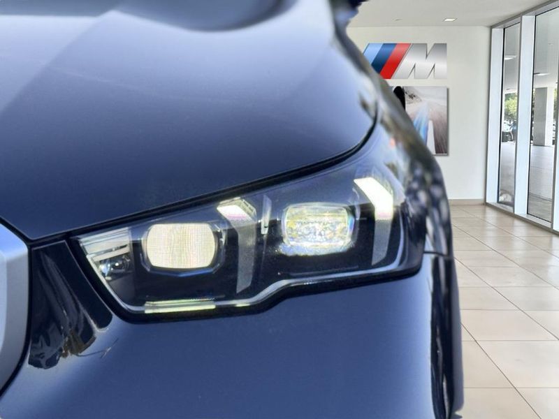 2025 BMW i5 xDrive40Image 12