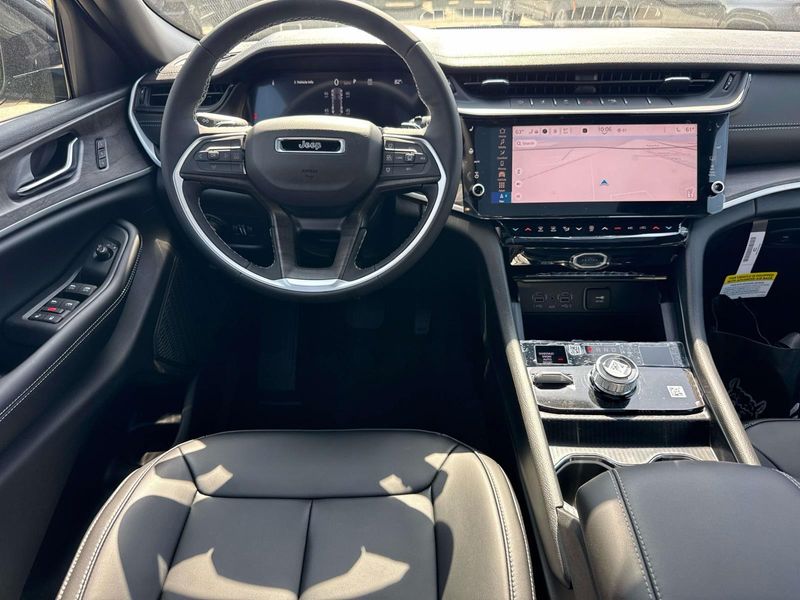 New 2026 Jeep Grand Cherokee Limited 4x4