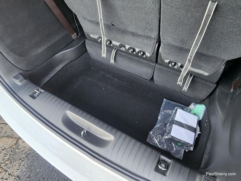 New 2026 Chrysler Voyager Lx