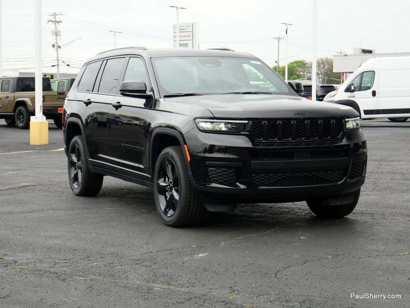 2025 Jeep Grand Cherokee L Altitude X 4x4Image 15