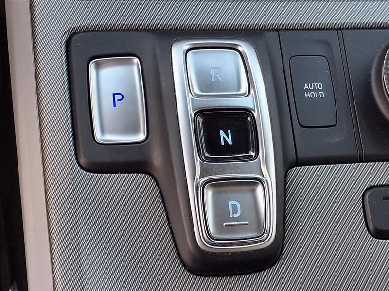 Used 2025 Hyundai Palisade SELImage 19