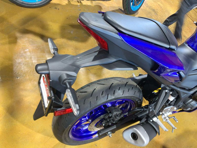New 2025 Yamaha YZF-R3 ABS Image 17