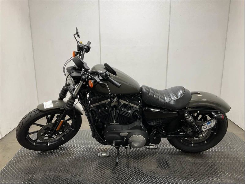 2019 Harley-Davidson Sportster in a INDUSTRIAL GRAY exterior color. BMW Motorcycles of Temecula – Southern California (951) 506-6903 bmwmotorcyclesoftemecula.com 